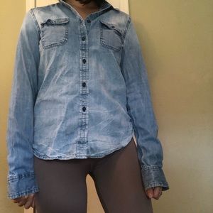 American Eagle jean button up shirt